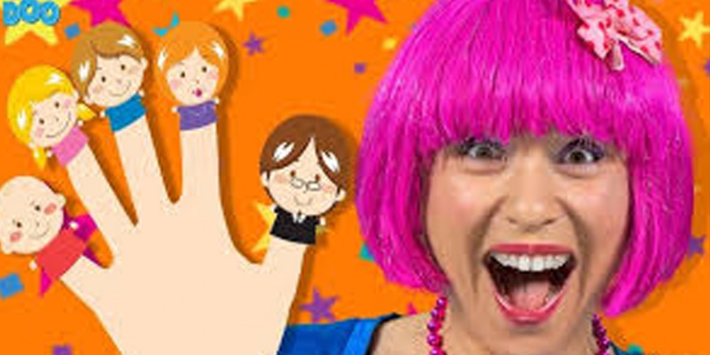 کارتون موزیکال دبی دوو - Five Finger Family Dress Up
